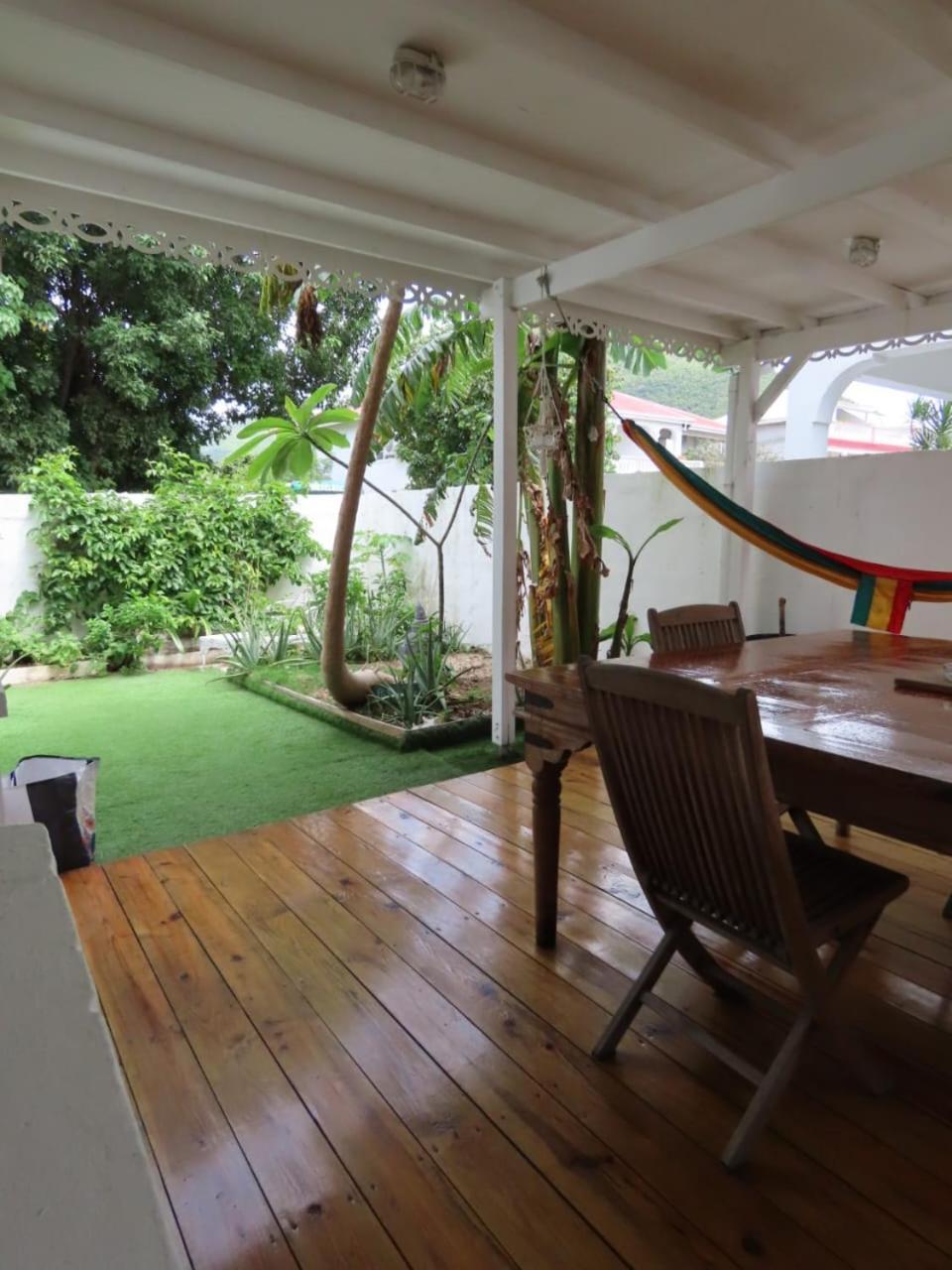 Akunamatata Guest House Grand Case Exterior foto